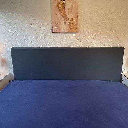 Gemuetliche 3 Zimmer Wohnung Mit Grosszuegiger Terrasse Im Gruenen Reutlingen Exterior foto