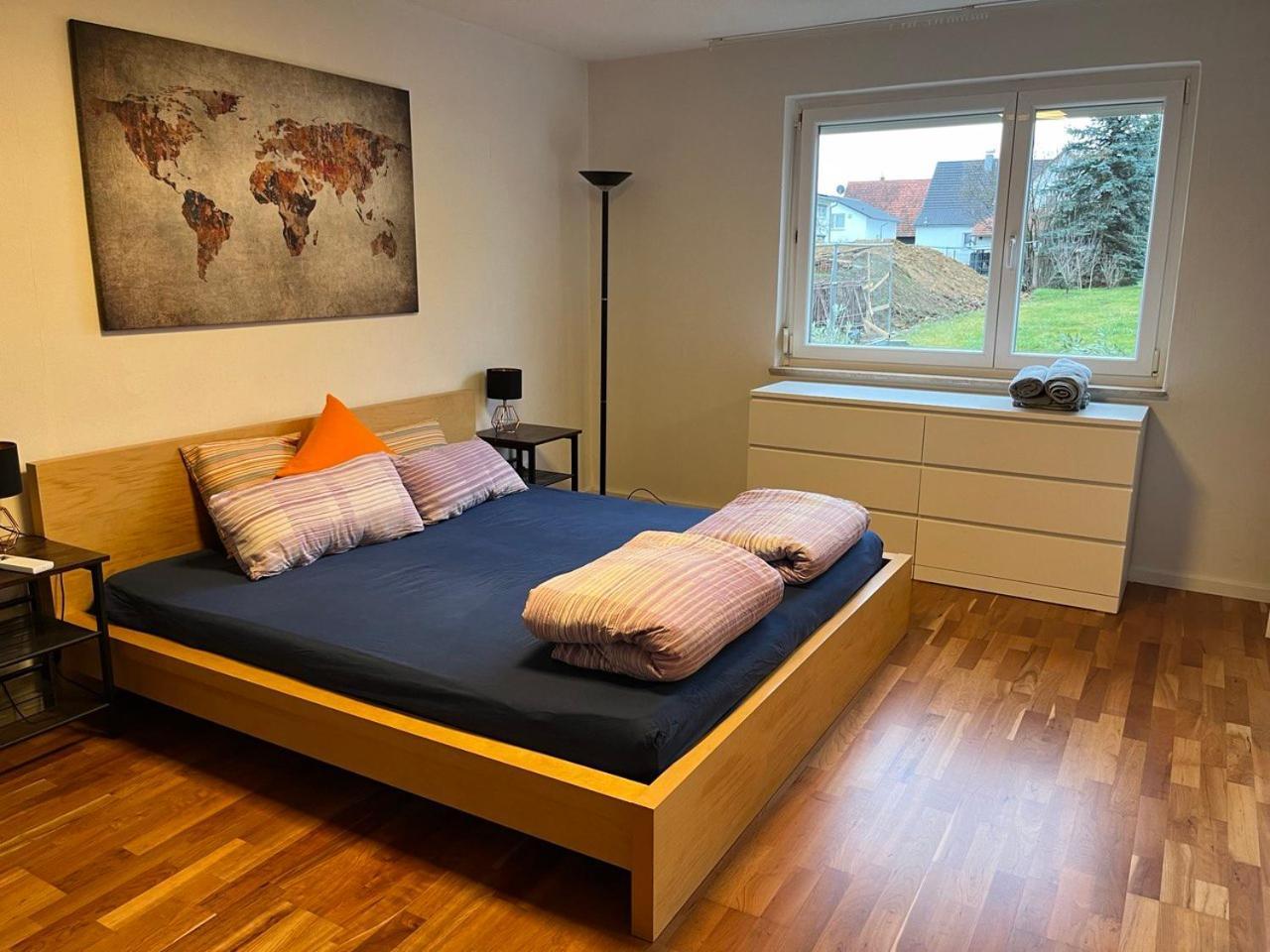 Gemuetliche 3 Zimmer Wohnung Mit Grosszuegiger Terrasse Im Gruenen Reutlingen Exterior foto